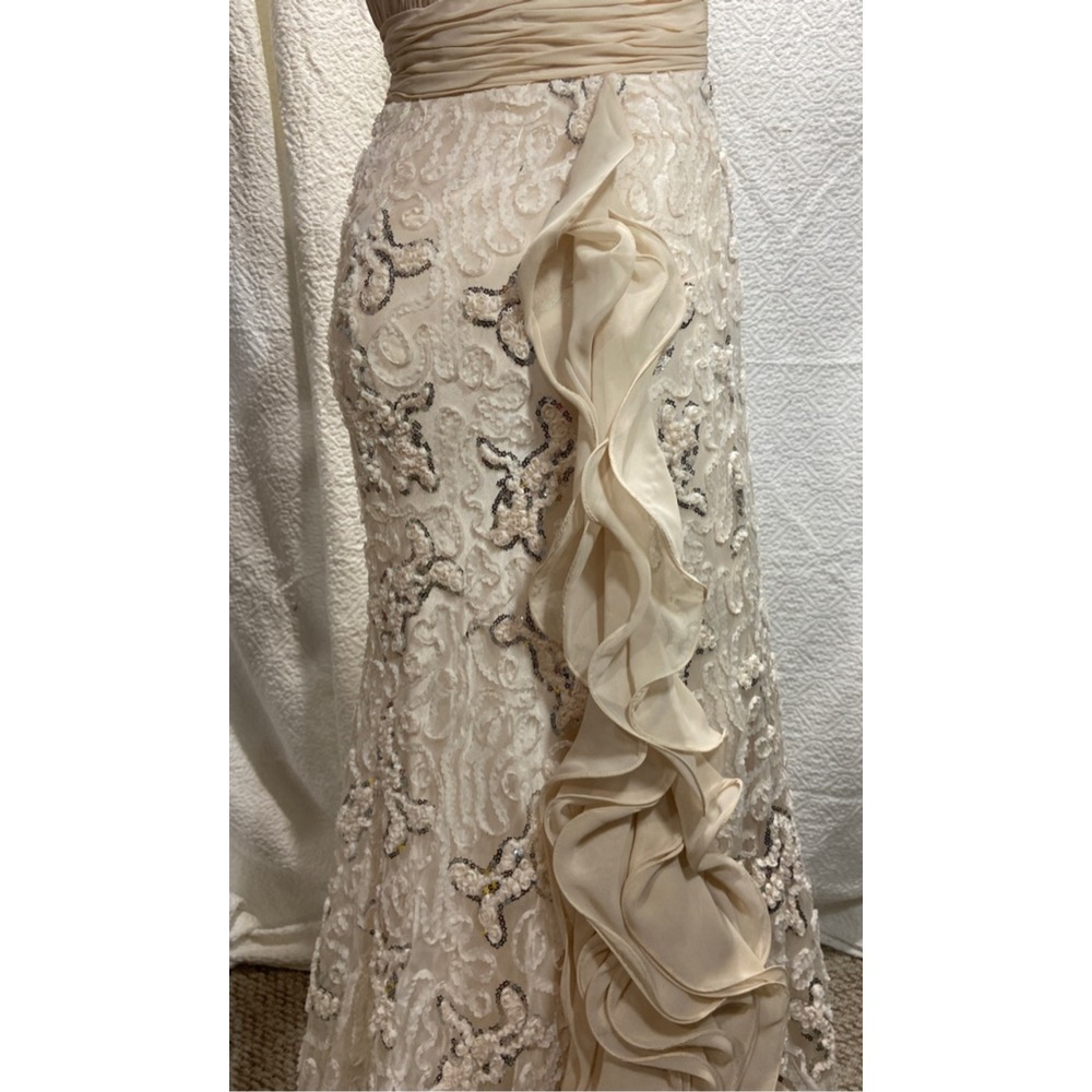 Vintage Aesthetic Lace Mermaid Gown - Sleeveless Ruffle Evening Dress - Champa - Picture 7 of 11